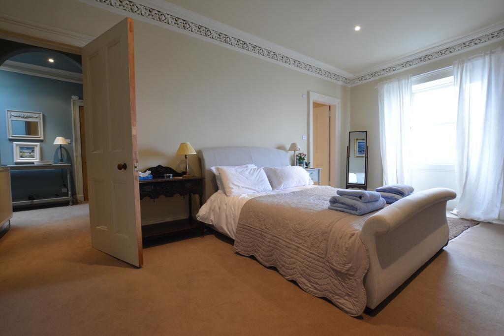 Royal Mile Elegance - Space & Luxury Apartment Edinburgh Ngoại thất bức ảnh