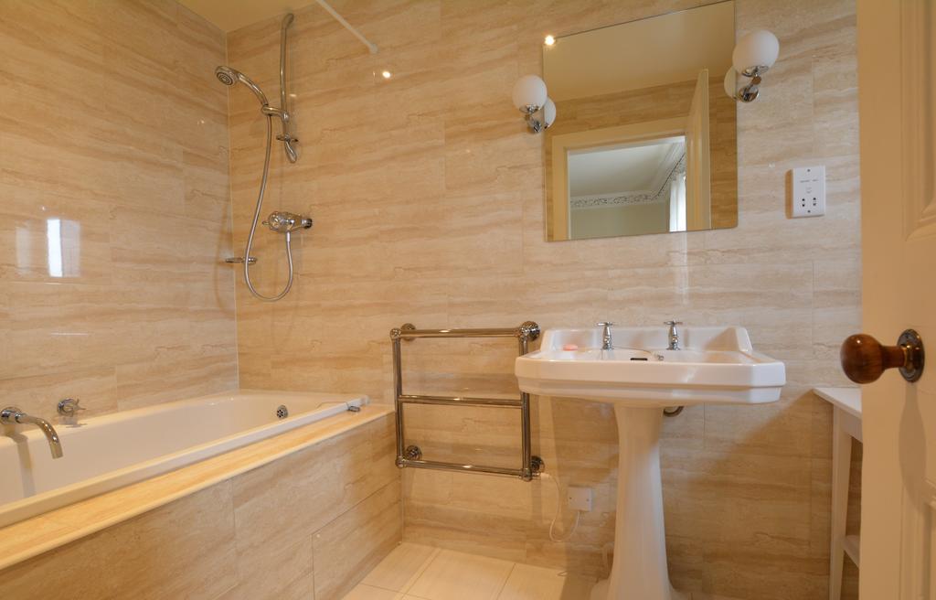 Royal Mile Elegance - Space & Luxury Apartment Edinburgh Ngoại thất bức ảnh